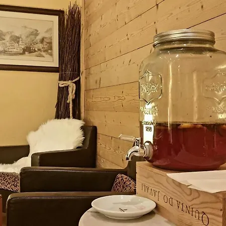 Les Amis 3* סאס פה