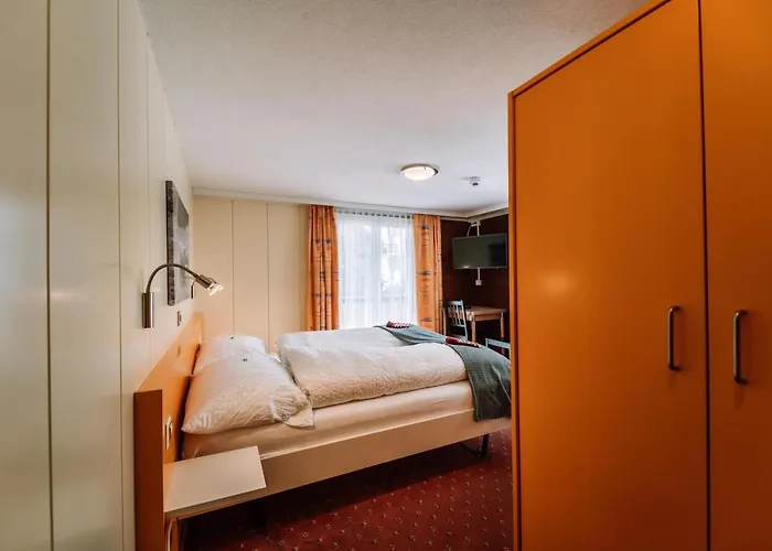 Les Amis ホテル 3*